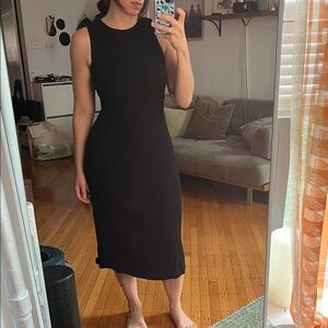 Elegant Black Sleeveless Dress